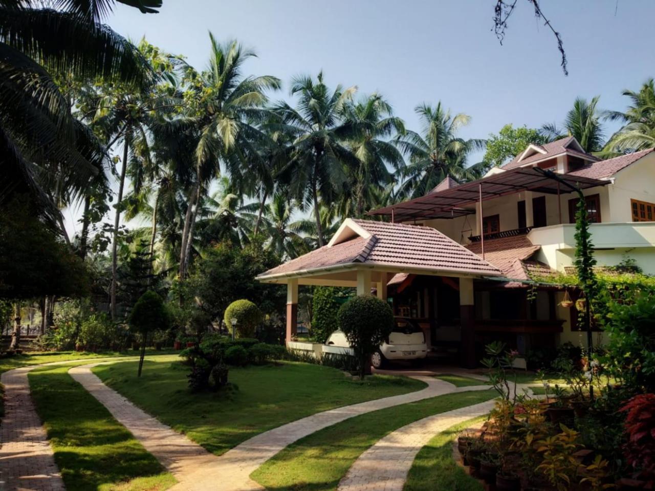 Maleyam Homestay Riverside Kozhikode Exterior photo